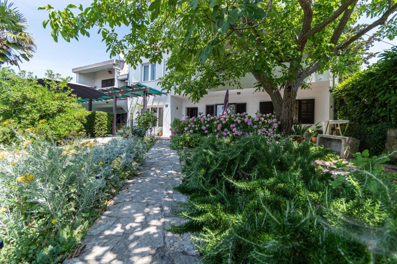 Apartments By The Sea Punat, Krk - 5351 Exterior photo