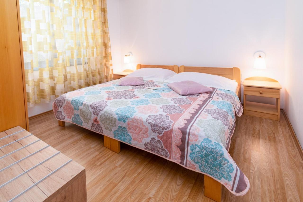 Apartments By The Sea Punat, Krk - 5351 Exterior photo